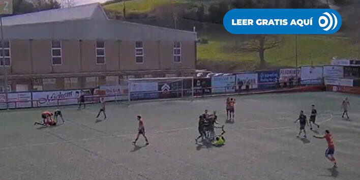 El surrealismo extremo en España: el CD San Luis asturiano defiende la brutal agresión de su jugador al árbitro