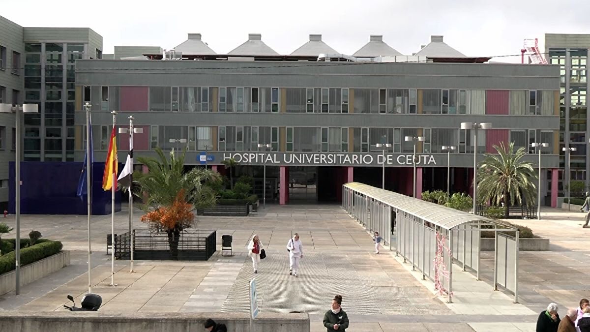 Tertulia de Cuesta: Los avisos desesperados de los médicos en Ceuta ante los brotes de enfermedades que traen invasores