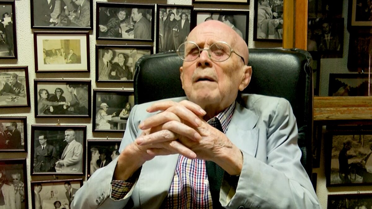 Muere Enrique Herreros, el publicista y relaciones públicas del cine español que solo se equivocó con Julio Iglesias