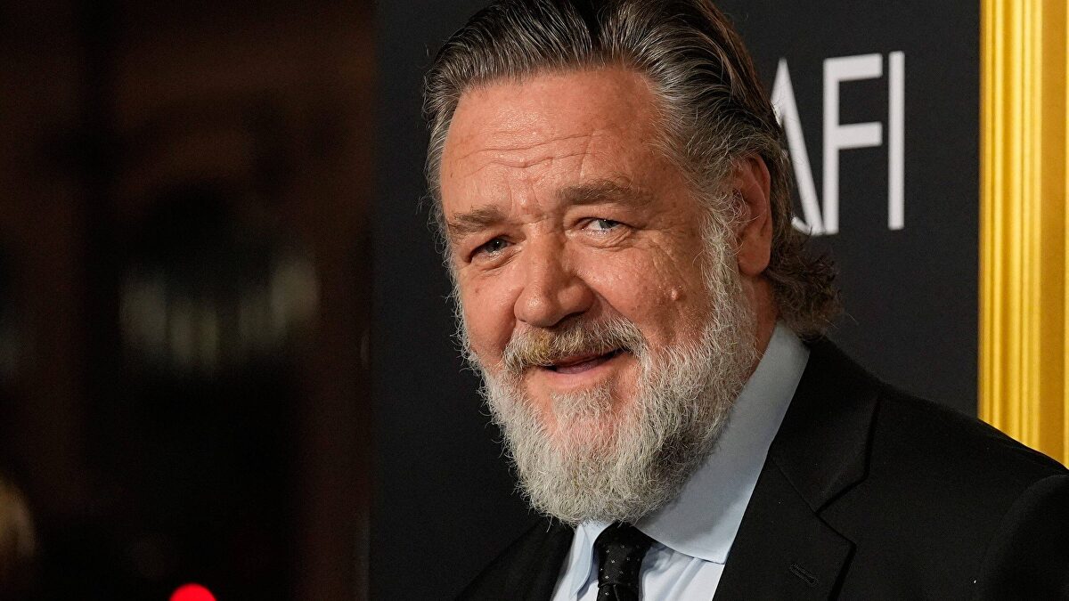 De 'Gladiator' a experto en relojes: el sorprendente éxito de Russell Crowe en TikTok