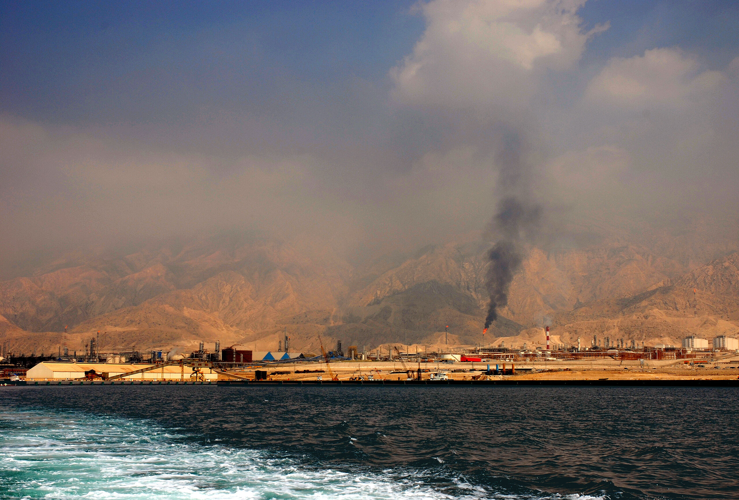 El mercado respira tras el pacto en Irán: cae el crudo y se desata la euforia en las bolsas asiáticas