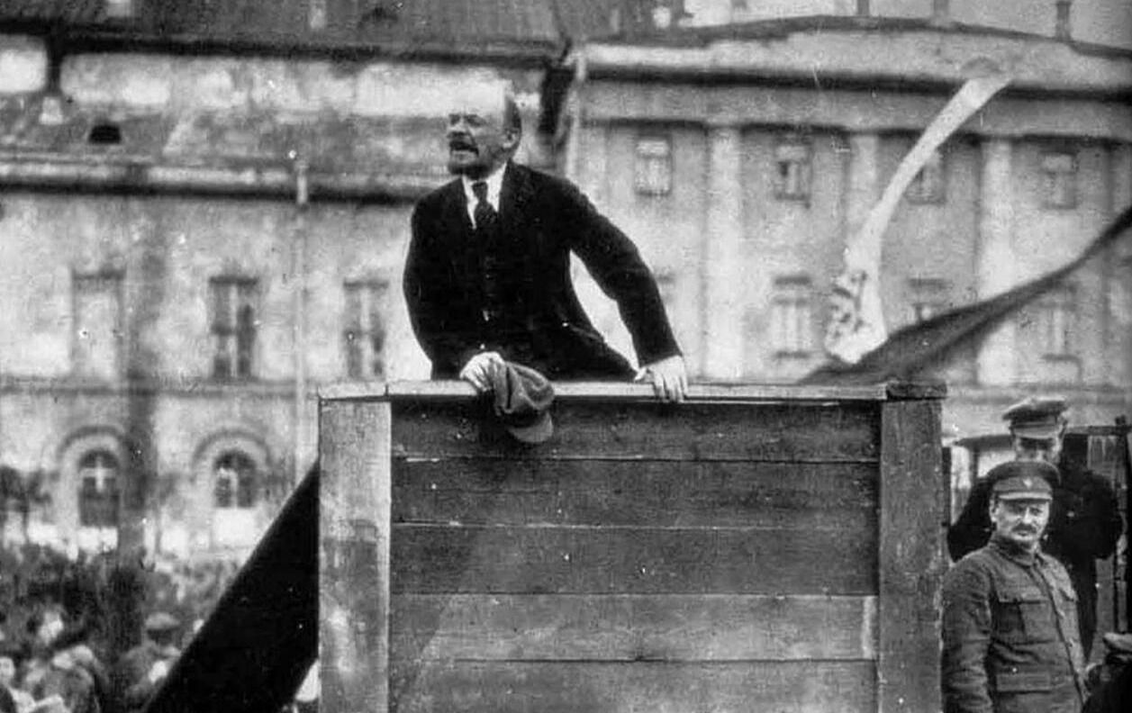 Utopía, perversión y terror: por qué la revolución devora a sus hijos