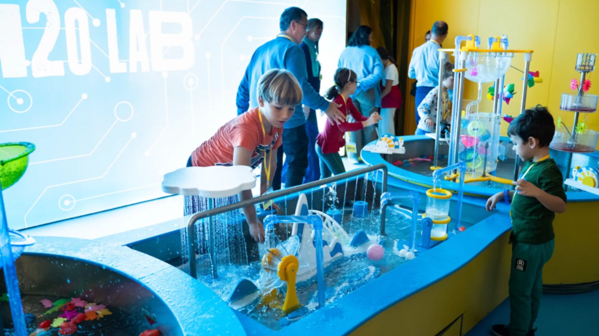 ChaosLAB en Madrid: la experiencia que convierte la ciencia en juego para toda la familia