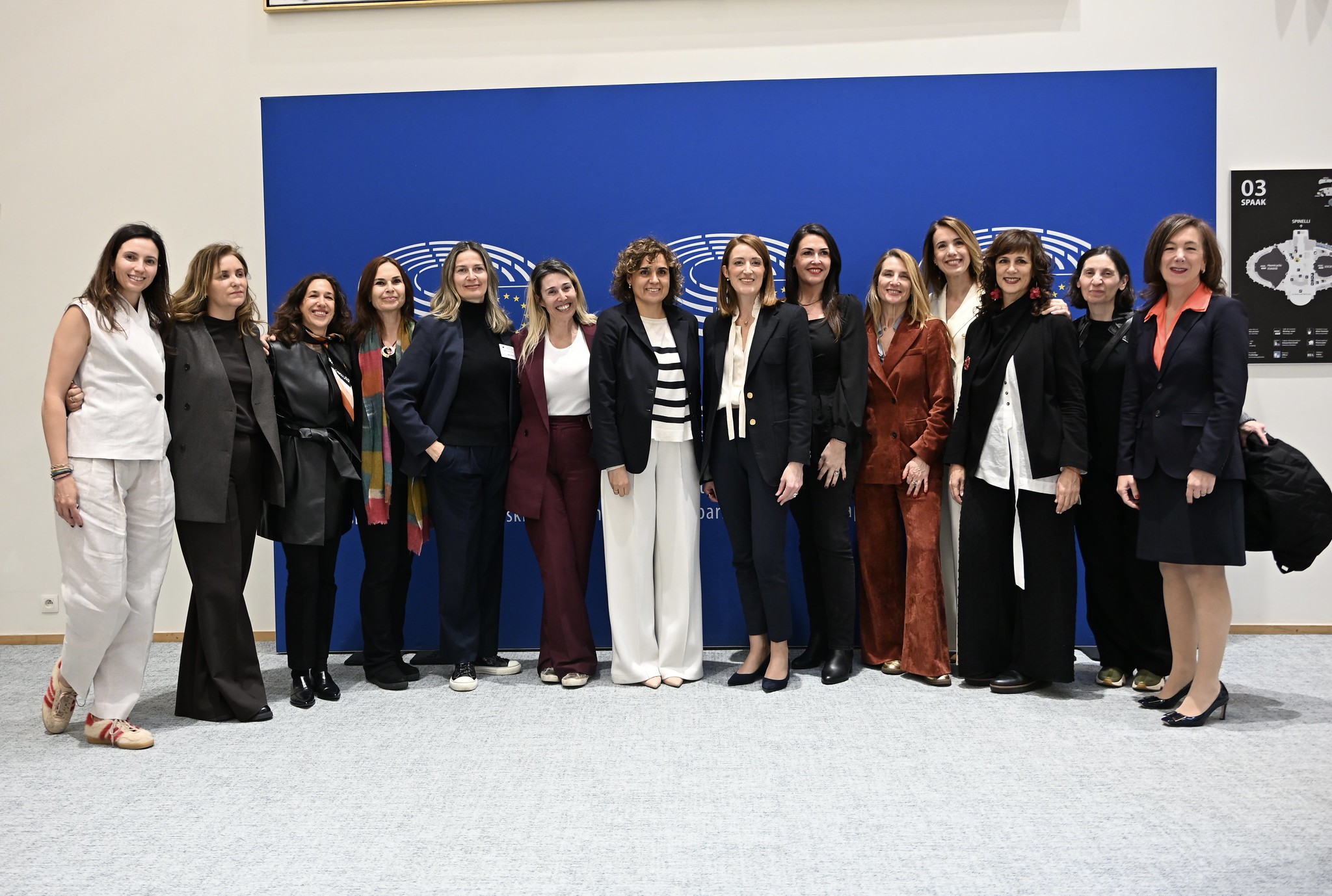 El Grupo Popular Europeo recibe a empresarias del cine español agrupadas en Aecine