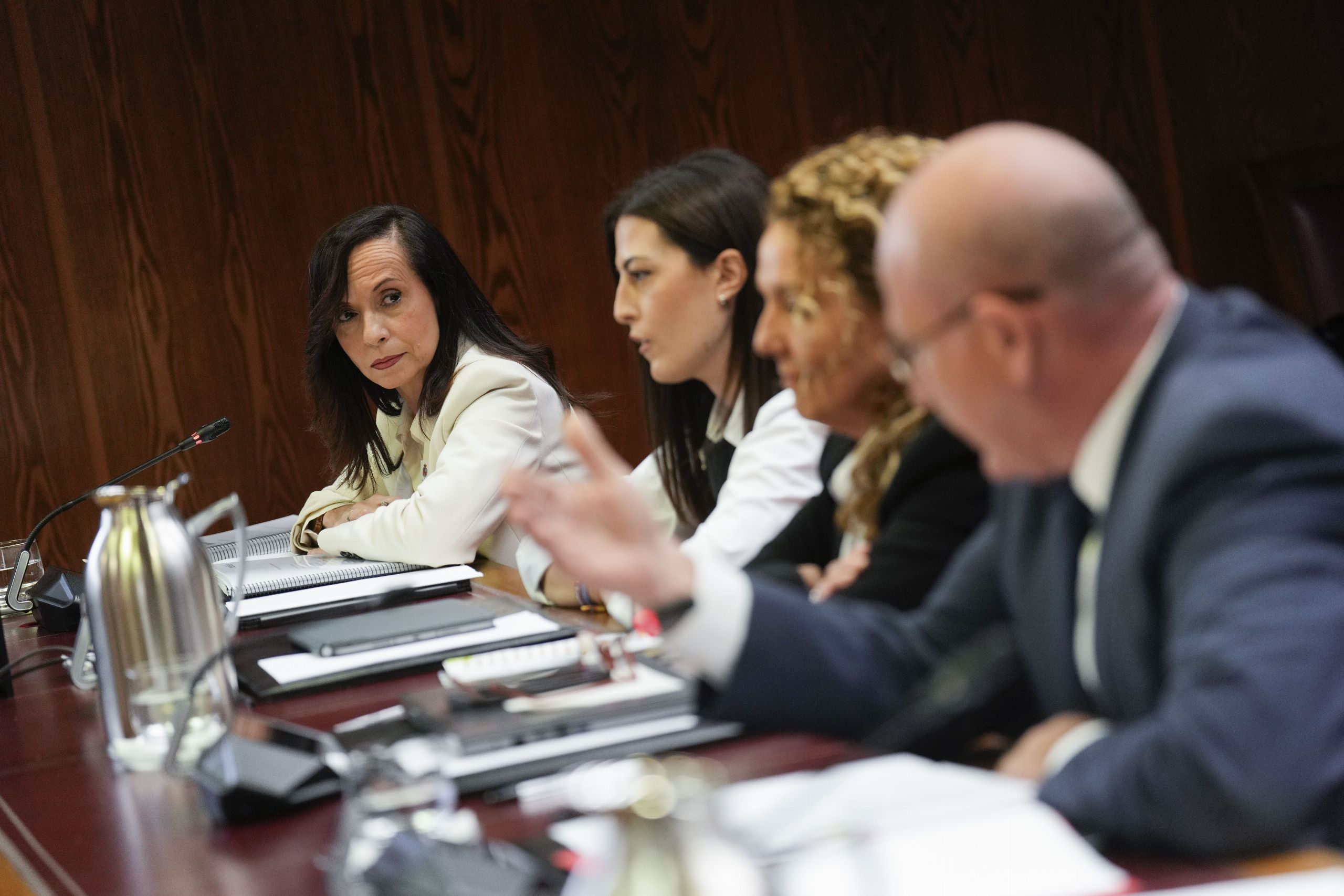 La diana económica: Los audios ocultos del apagón y la confianza de Aagesen en el sol y el viento