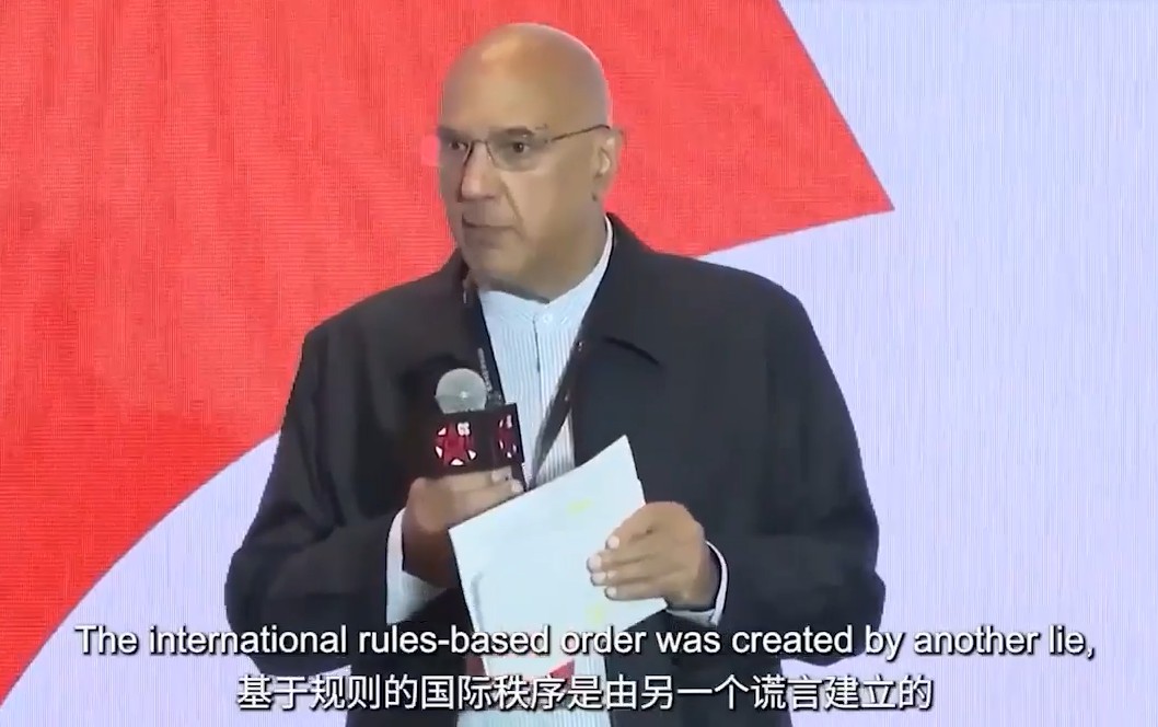 Un magnate estadounidense, tercer eslabón del 'frente unido' de la izquierda impulsado por Mao y Fidel