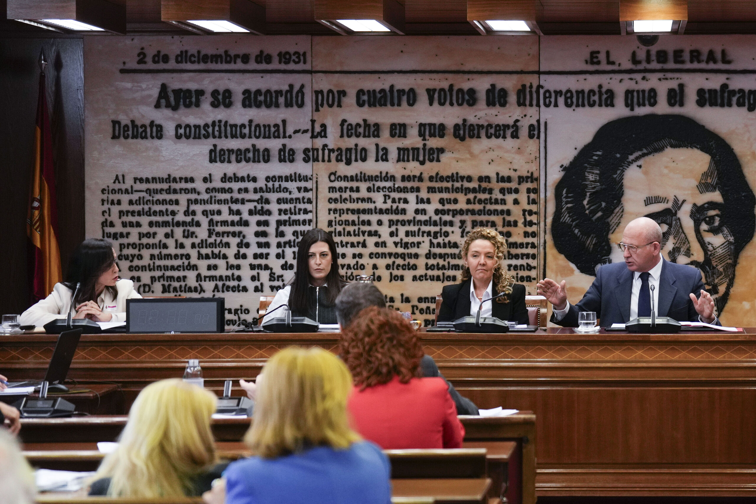 La Comisión del Apagón señala un factor clave y reclama la "revisión integral" del reglamento