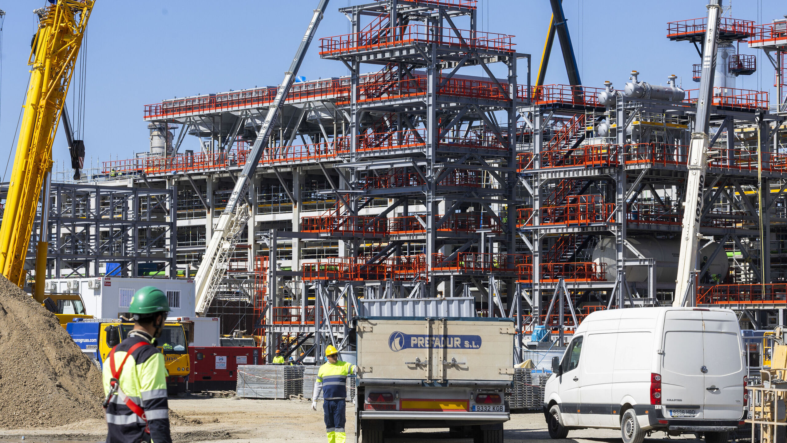 El absentismo laboral se dispara al 7,1% y ya lastra la competitividad de España