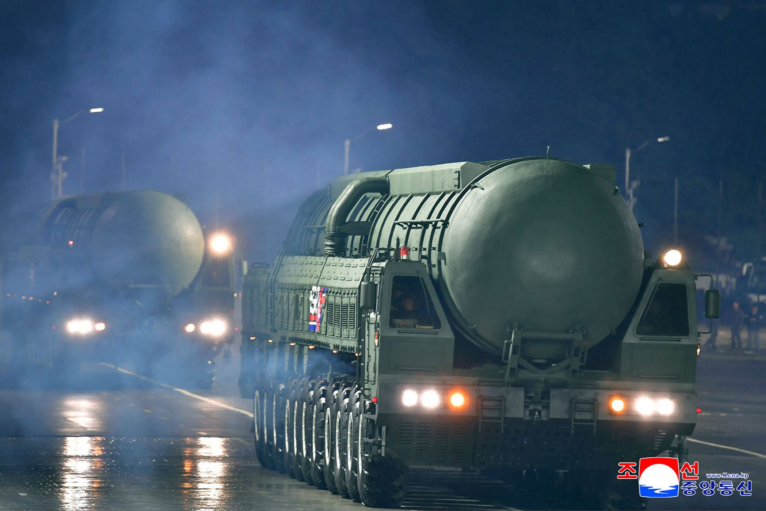 Corea del Norte prueba un motor para impulsar los misiles balísticos con los que amenaza a EEUU