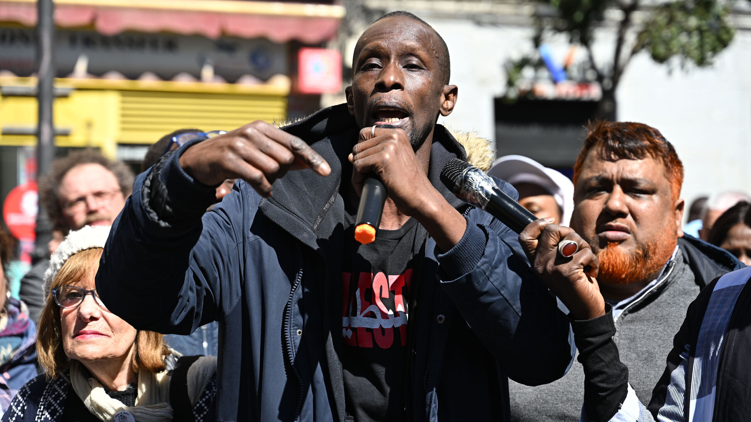 Serigne Mbaye denunciará a la Policía por "racismo" y "violencia"