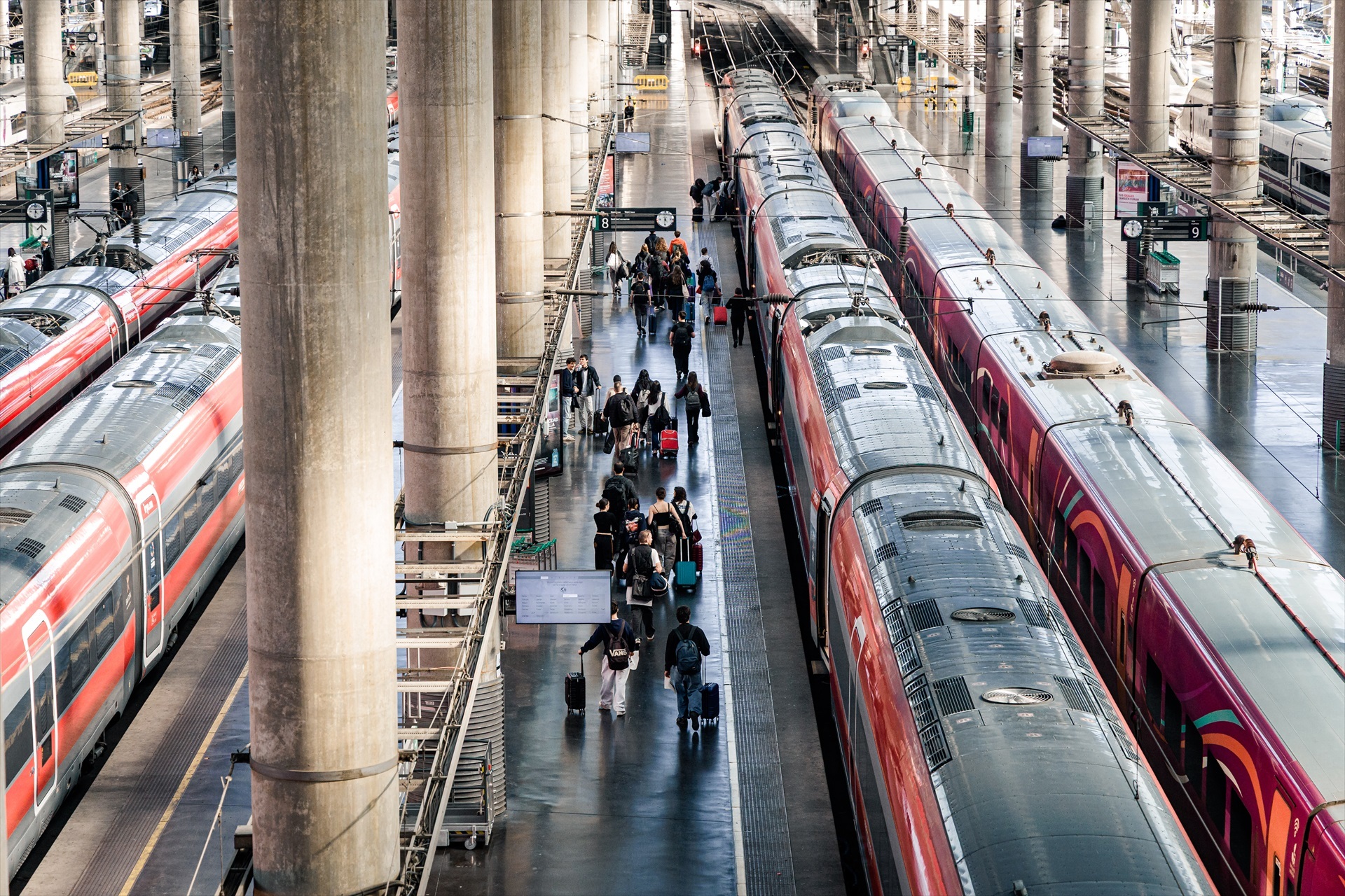 Ouigo e Iryo denuncian las barreras que encuentran en España por el ancho de vía