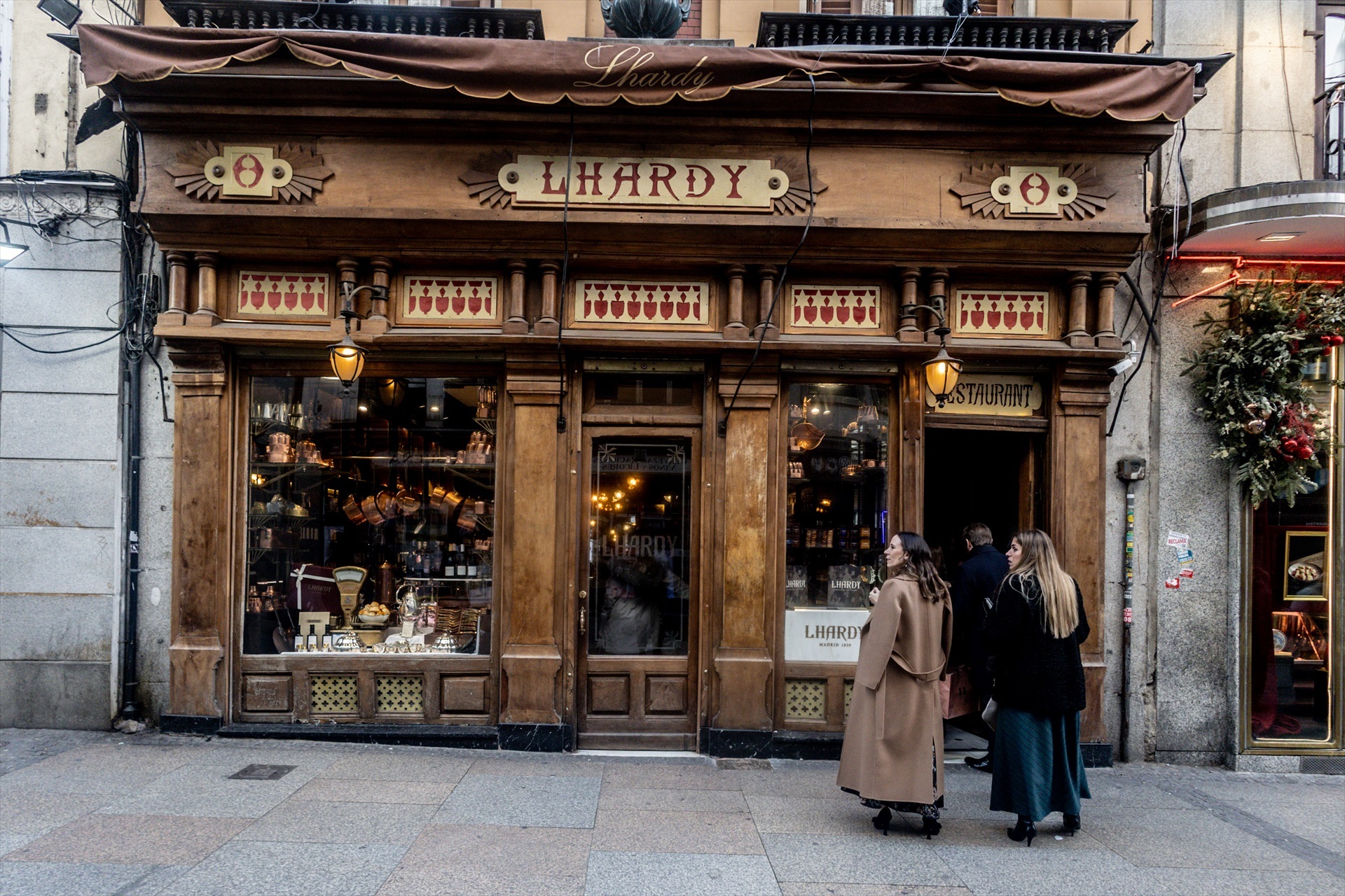 El secreto de los 16 restaurantes de Madrid que han sobrevivido más de 100 años
