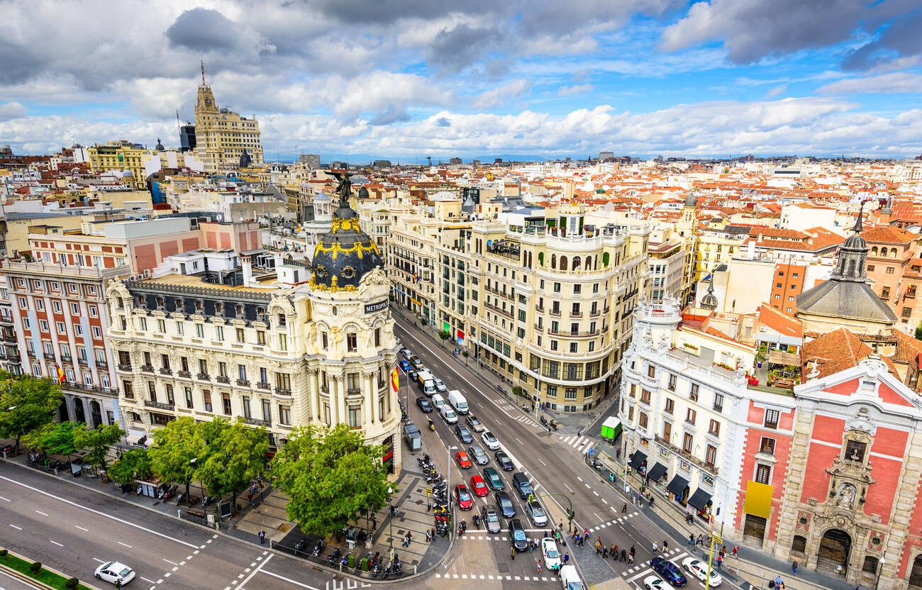 El precio de la vivienda supera los 3.000 euros en una "fase claramente alcista"