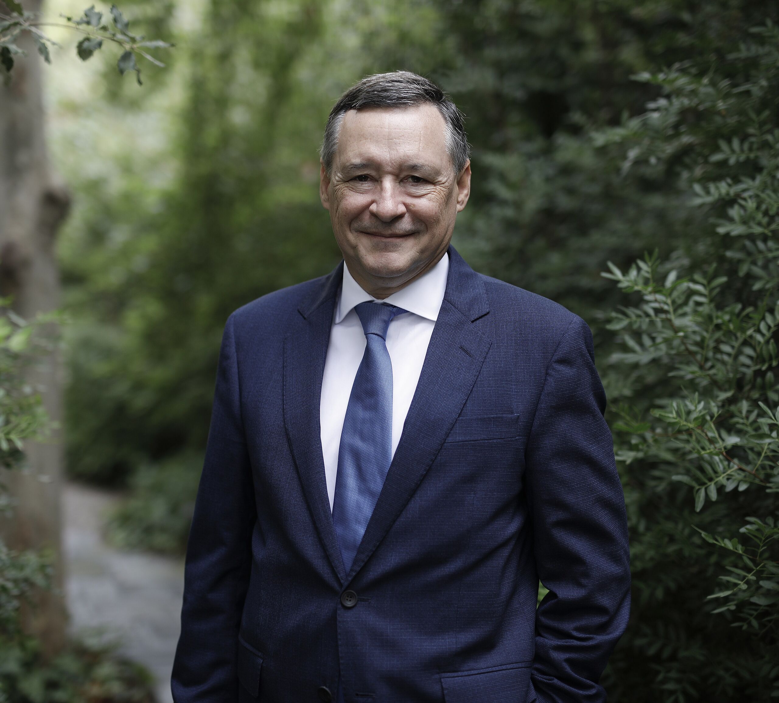 Moncloa culmina su segundo asalto a Indra nombrando a Ángel Simón tras el escándalo con Escribano