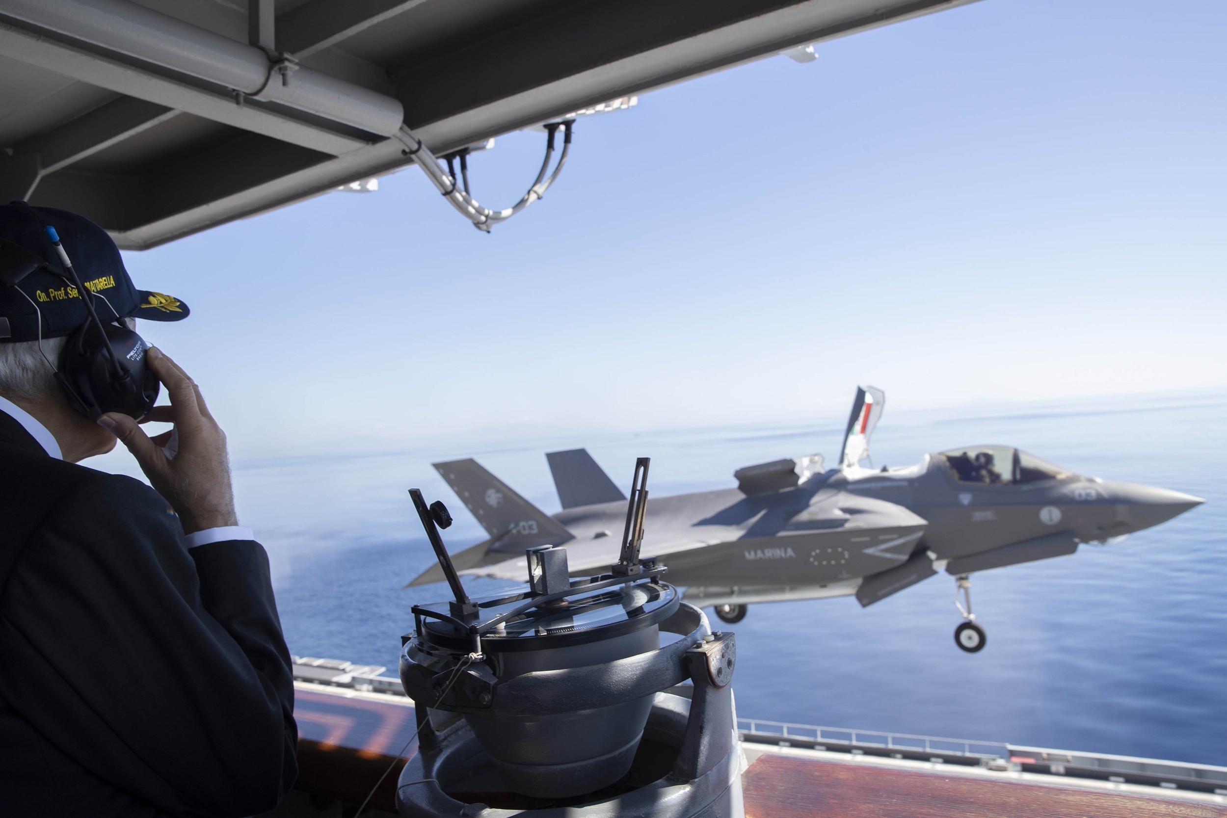 Italia quiere integrar drones de ataque Bayraktar TB3 en su portaaviones Cavour para operar junto a los cazas F-35B