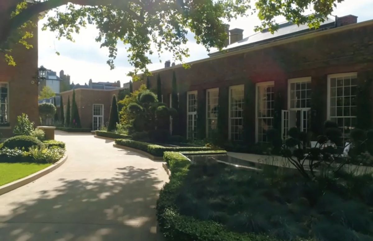 La mayor operación inmobiliaria de la historia: el empresario Nick Candy vende su mansión por más de 350 millones