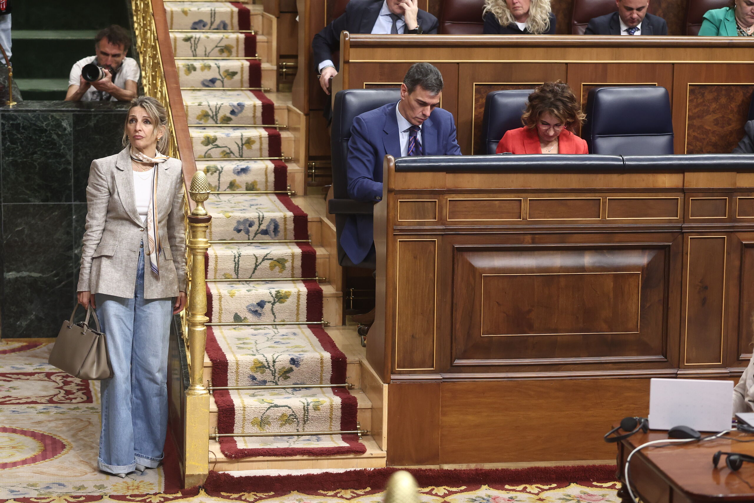 La vivienda fractura al Gobierno: el PSOE se mantiene discreto mientras Sumar aviva la presión en las calles