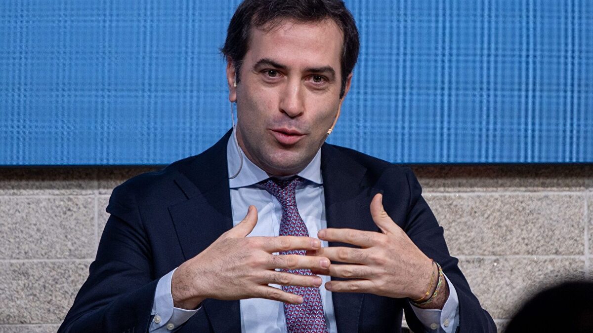 La 'solución' de España y otros cuatro países para la crisis de precios de la energía: un impuesto a las empresas