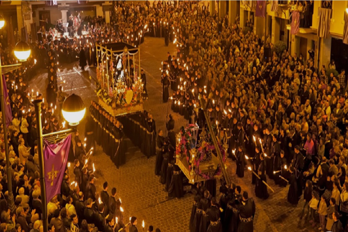 Igualdad ataca la Semana Santa y expedientará a cofradías por supuesta discriminación