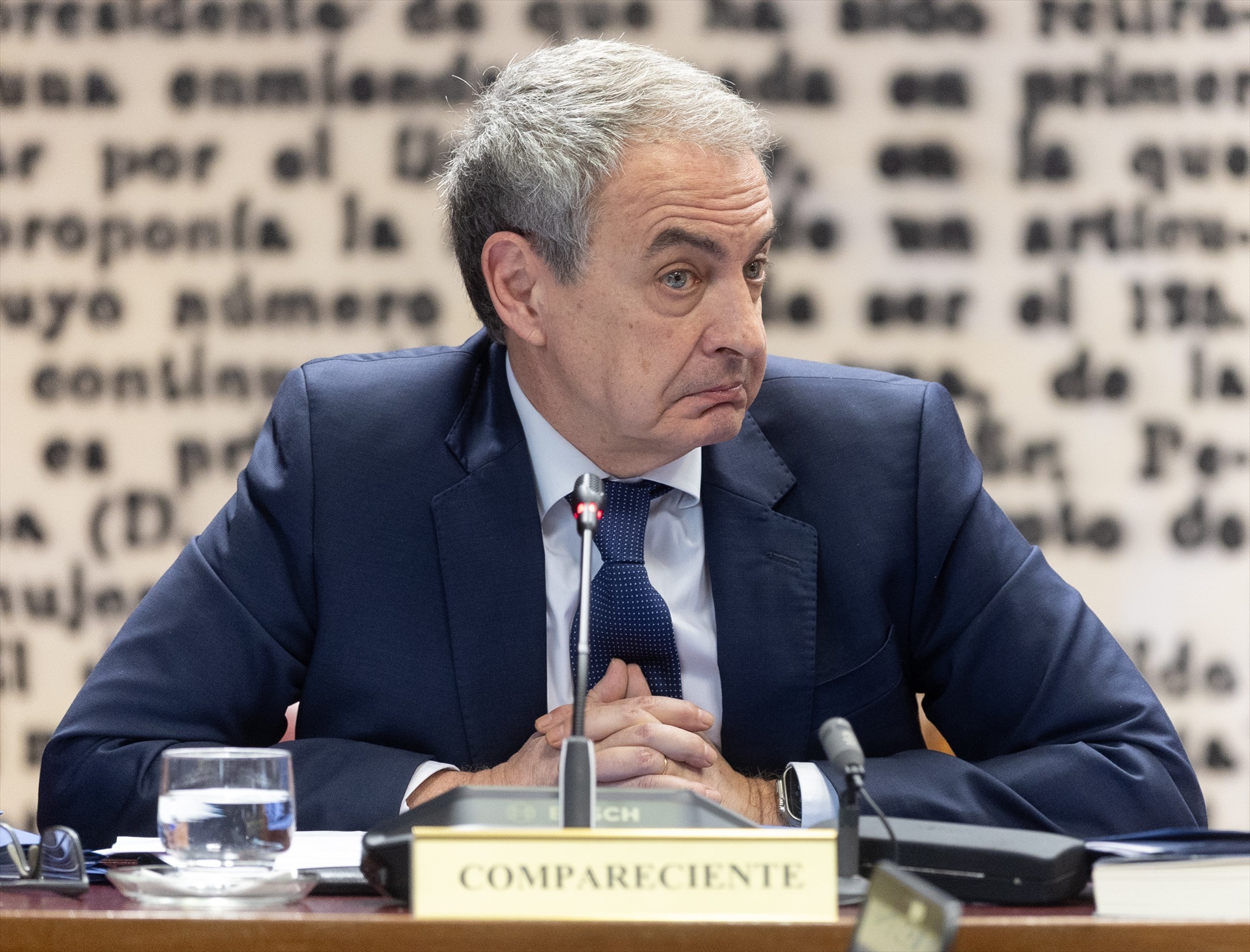 Tertulia de Cuesta: Zapatero, más cerca de la imputación por Plus Ultra, y empieza el juicio del caso Koldo