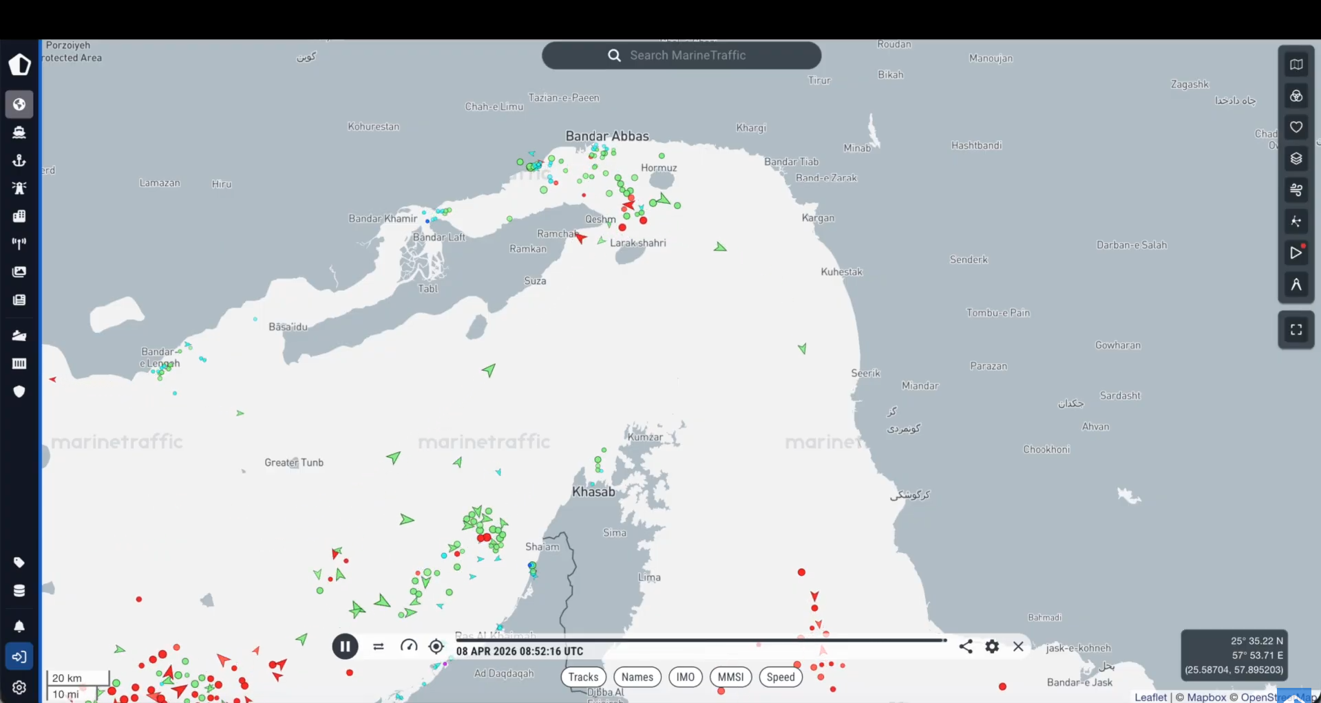Los buques empiezan a cruzar el estrecho de Ormuz tras el acuerdo entre Irán y EEUU