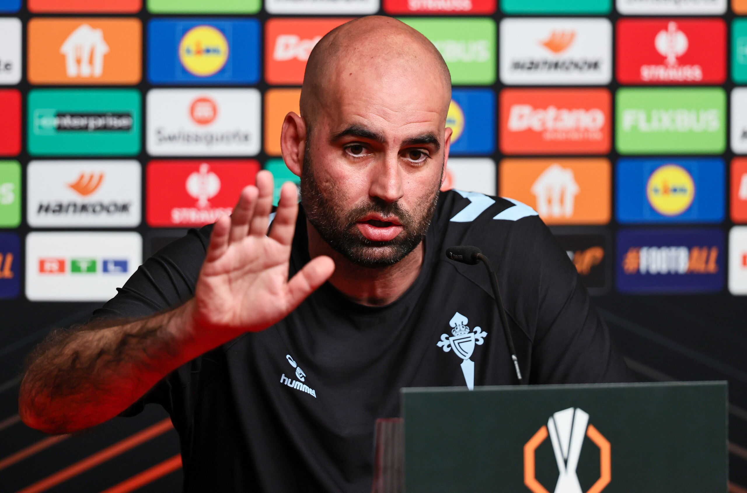 Giráldez desgrana los peligros del Friburgo