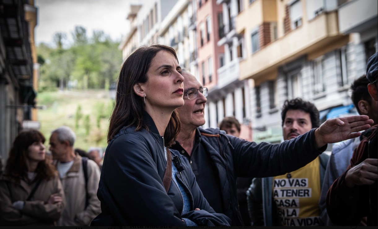 El paso atrás de Más Madrid que retrata su ignorancia: su iniciativa suponía "el cierre de servicios esenciales"