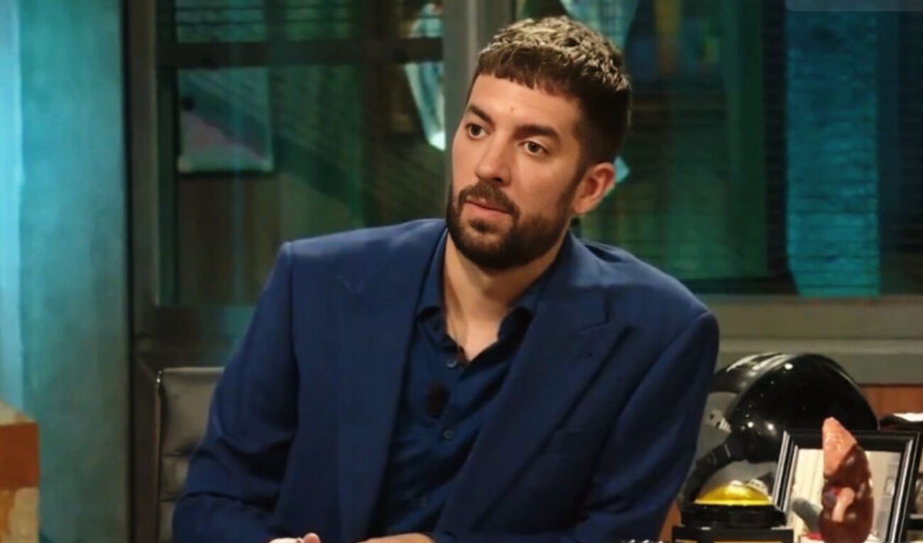 David Broncano celebra con burlas su victoria judicial mientras la audiencia le da la espalda