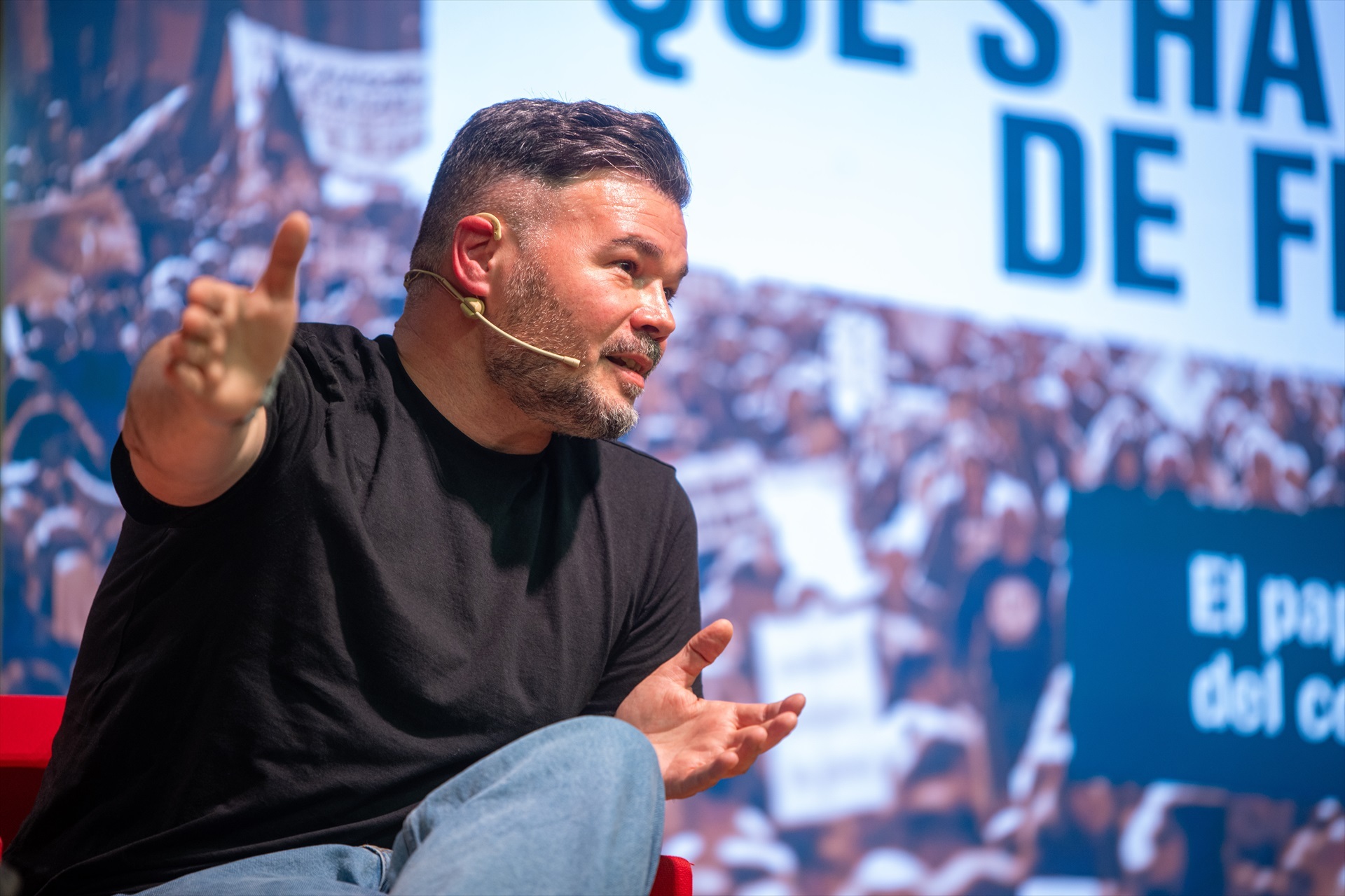 Rufián también utiliza a Juan Roig para la campaña: "¿Por qué un currela de Mercadona vota lo mismo que él?"