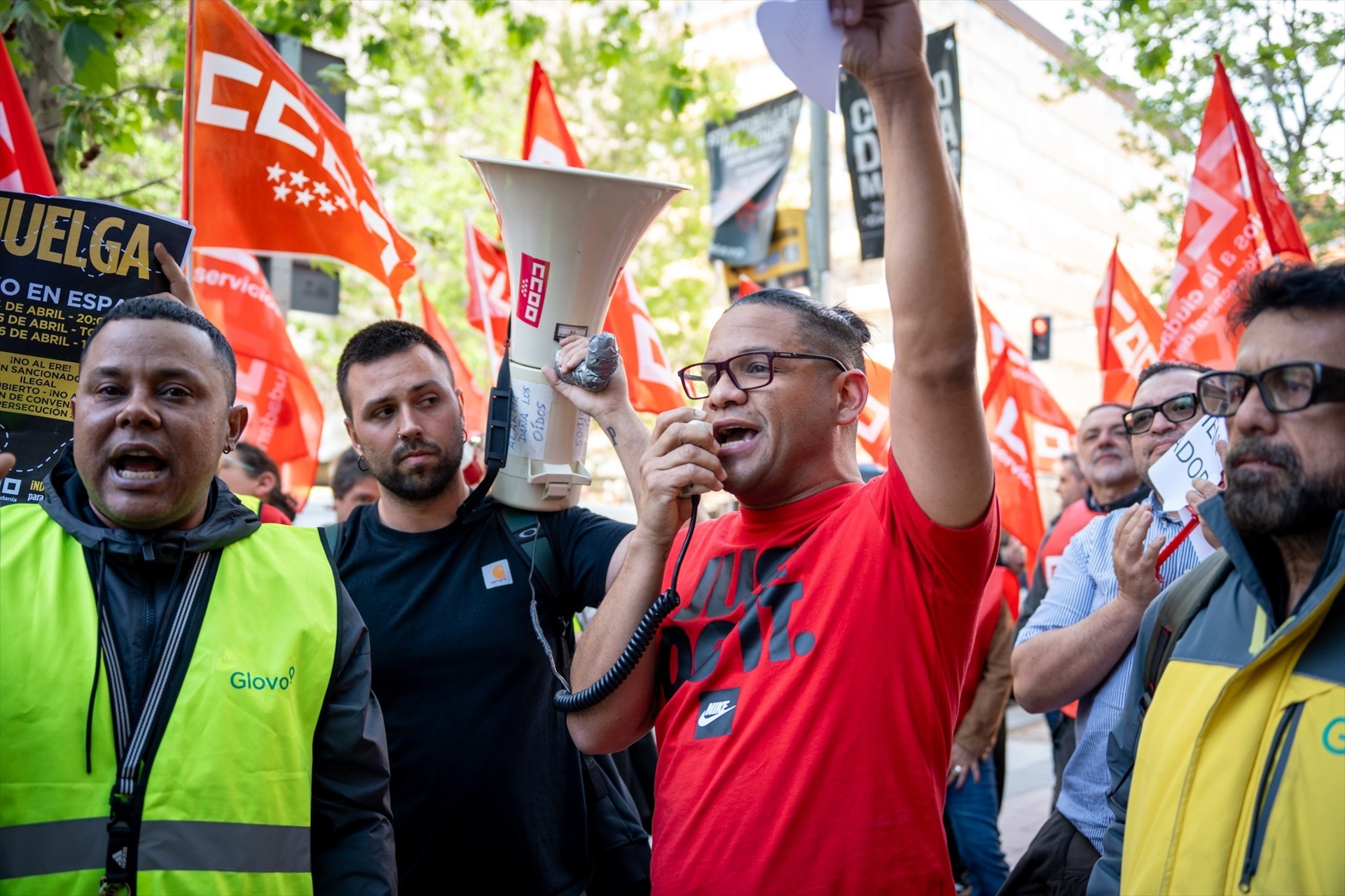 CCOO anuncia huelgas en Glovo pero ignora que el problema laboral nace de la ley Rider