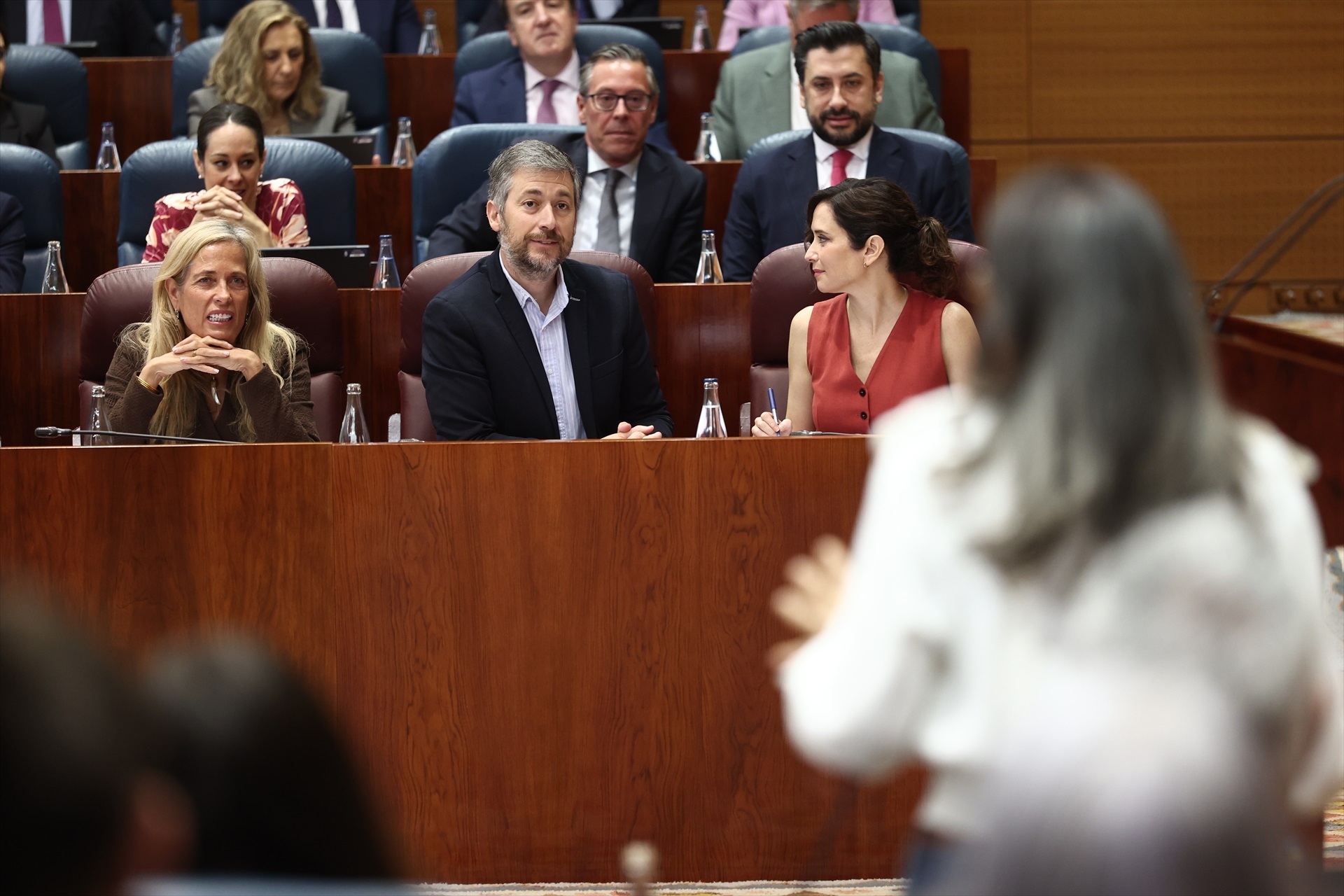 Pinza contra Ayuso, insultos y la sentencia de Bergerot: "¡Hay que deportar a los ejecutivos del Ibex!"