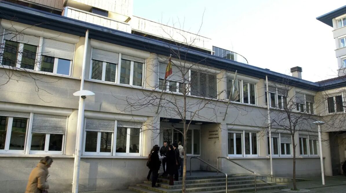 Condenado a 15 años de prisión un hombre por abusar sexualmente de su propia hija en La Coruña