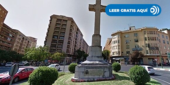 Moncloa incluye la Cruz de los Caídos de Cáceres en sus  vestigios prohibidos  frente al pacto de derechas