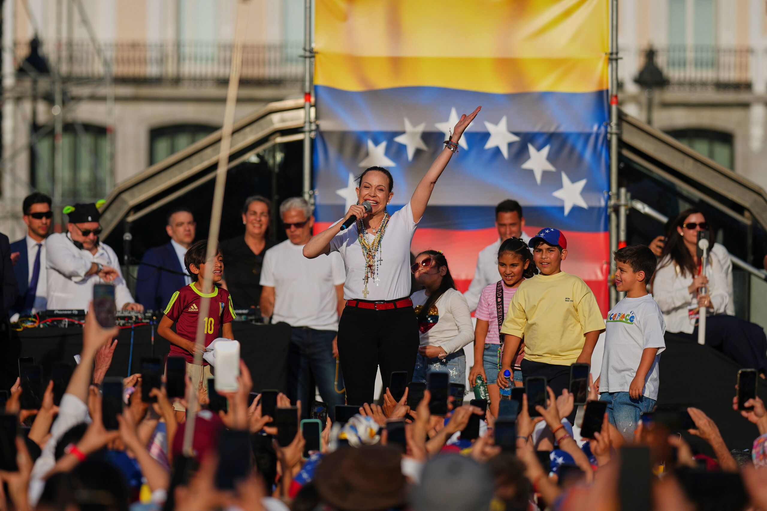 María Corina Machado: "Los venezolanos enviamos un mensaje claro al mundo ¡Venezuela será libre!"