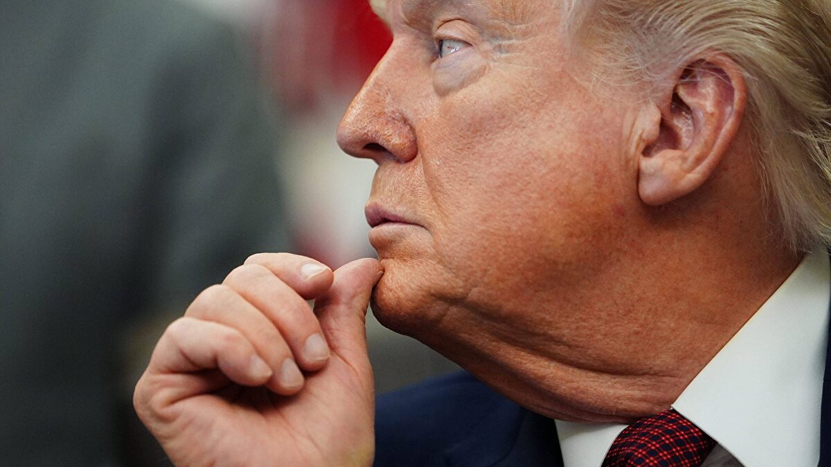 Trump anuncia el envío de negociadores a Pakistán y amenaza a Irán con atacar infraestructuras