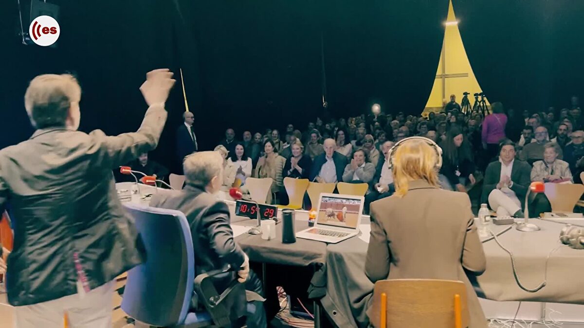 Entre bambalinas del éxito rotundo de Es la Mañana en Gijón: la ciudad se vuelca con Federico