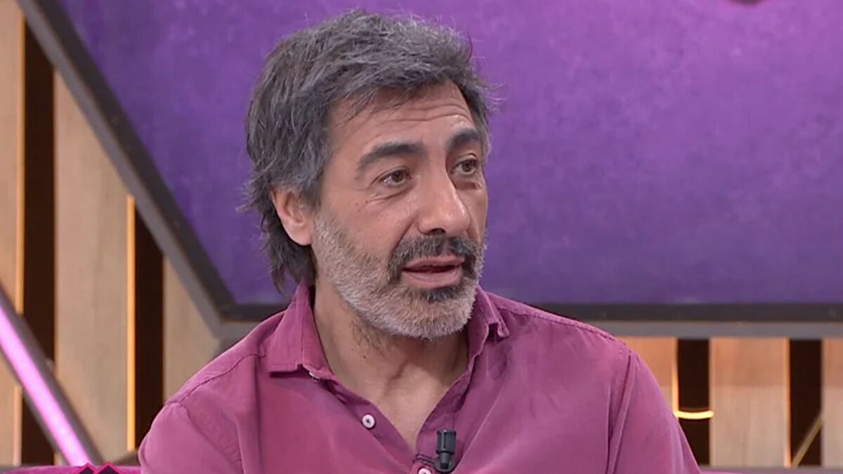Juan del Val sale en defensa de Sabina y destroza a Almodóvar: "Era un genio, pero ya no"