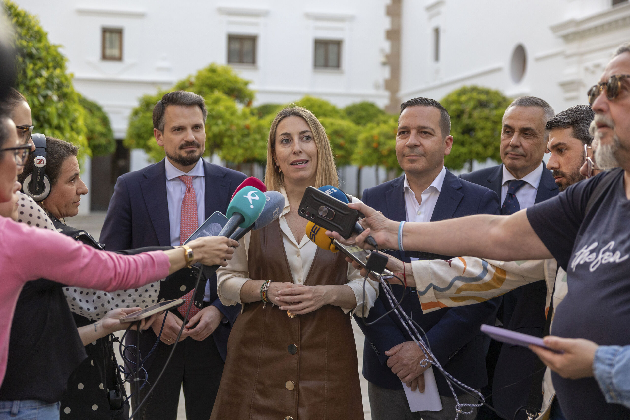 Hay que valorar muy positivamente el pacto PP-Vox, no depreciarlo