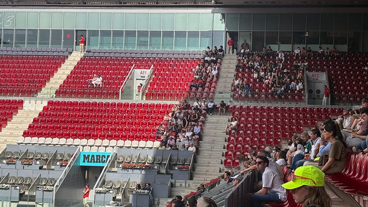 La Caja Mágica se derrite: el fuerte calor se convierte en el gran enemigo del Mutua Madrid Open