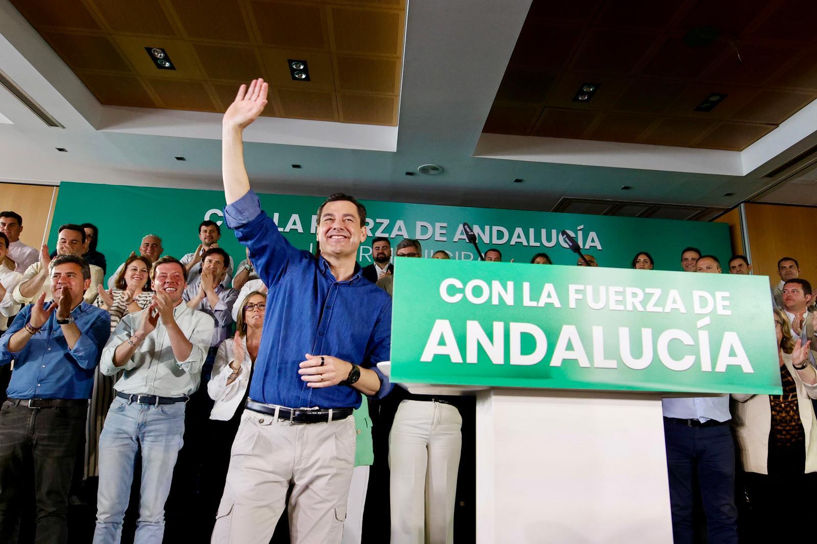 Juanma Moreno, más cerca de la mayoría absoluta mientras socialistas y Vox retroceden en Andalucía