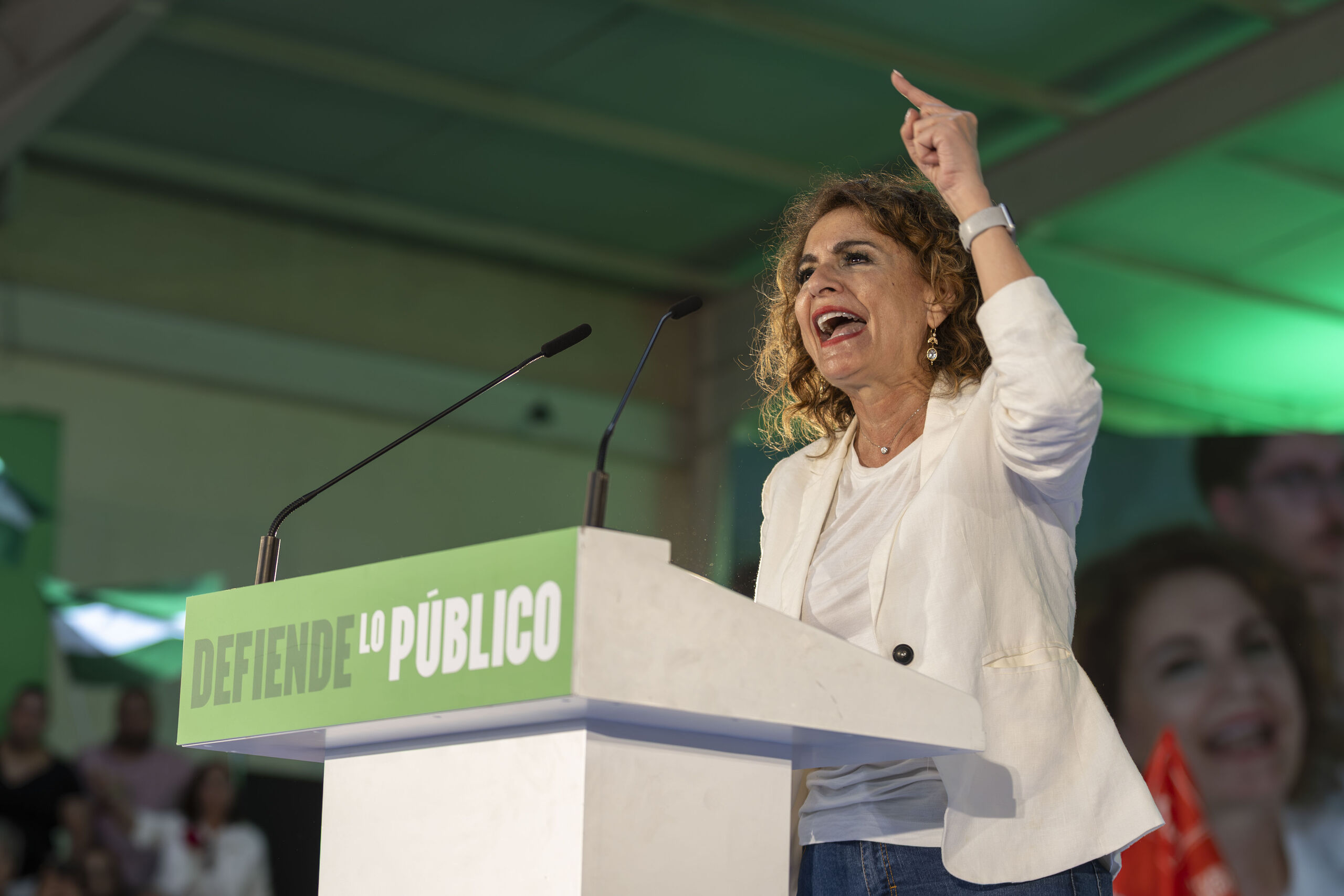 Tertulia de Cuesta: María Jesús Montero, cada vez más acorralada, y el portazo de Sánchez a María Corina Machado