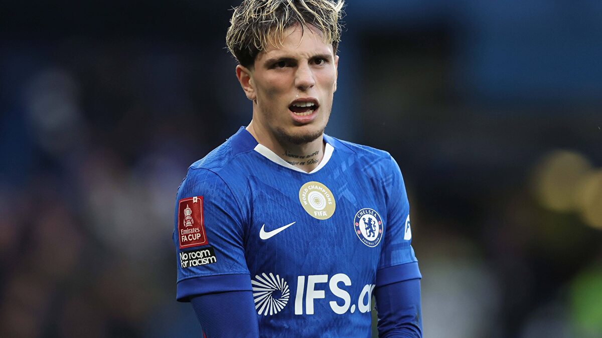 El decepcionante año de Garnacho que pone su futuro en Stamford Bridge en el aire