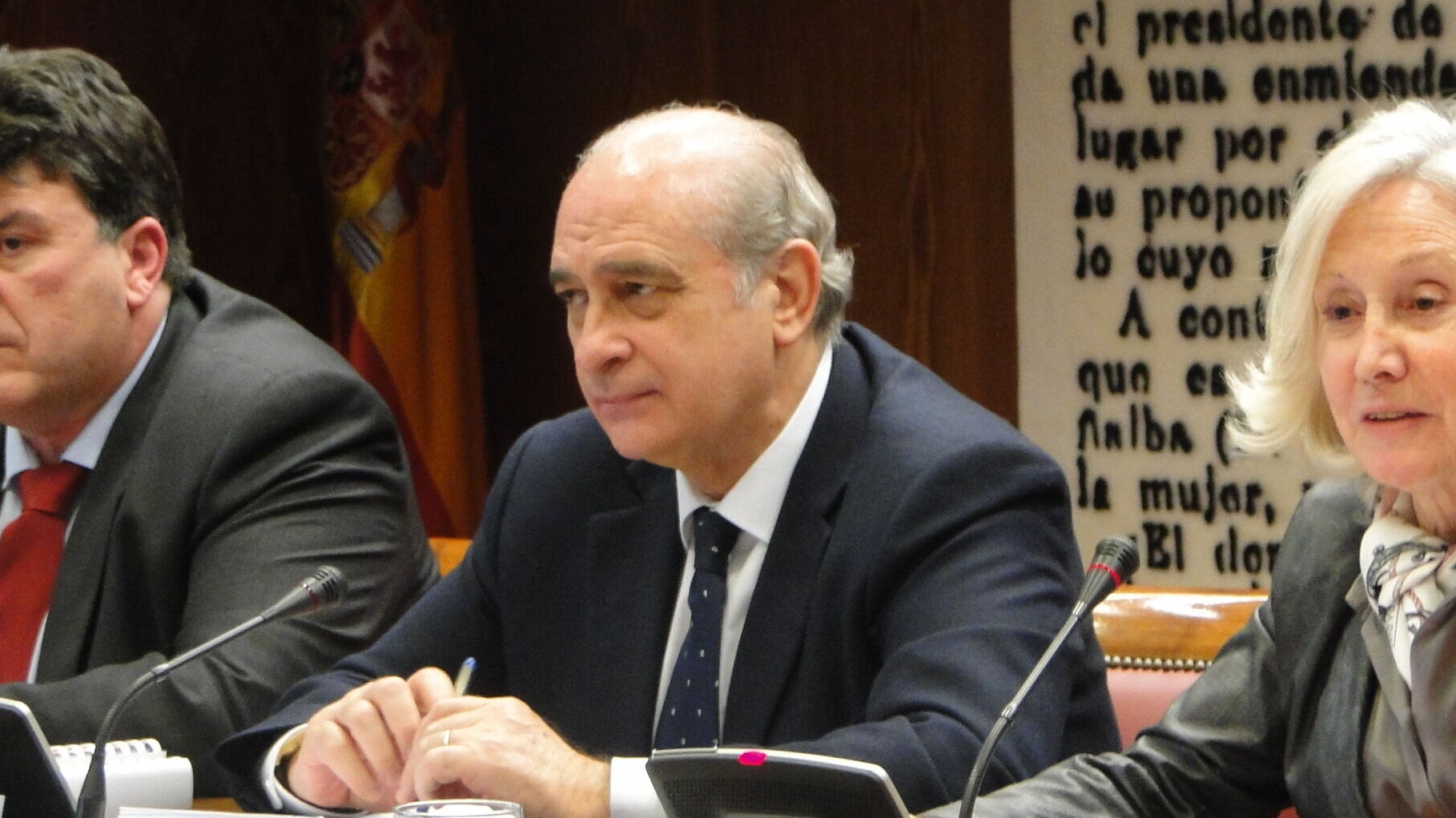 Un notario admite que "no puedo acreditar" que los SMS de Francisco Martínez los mandó Fernández Díaz