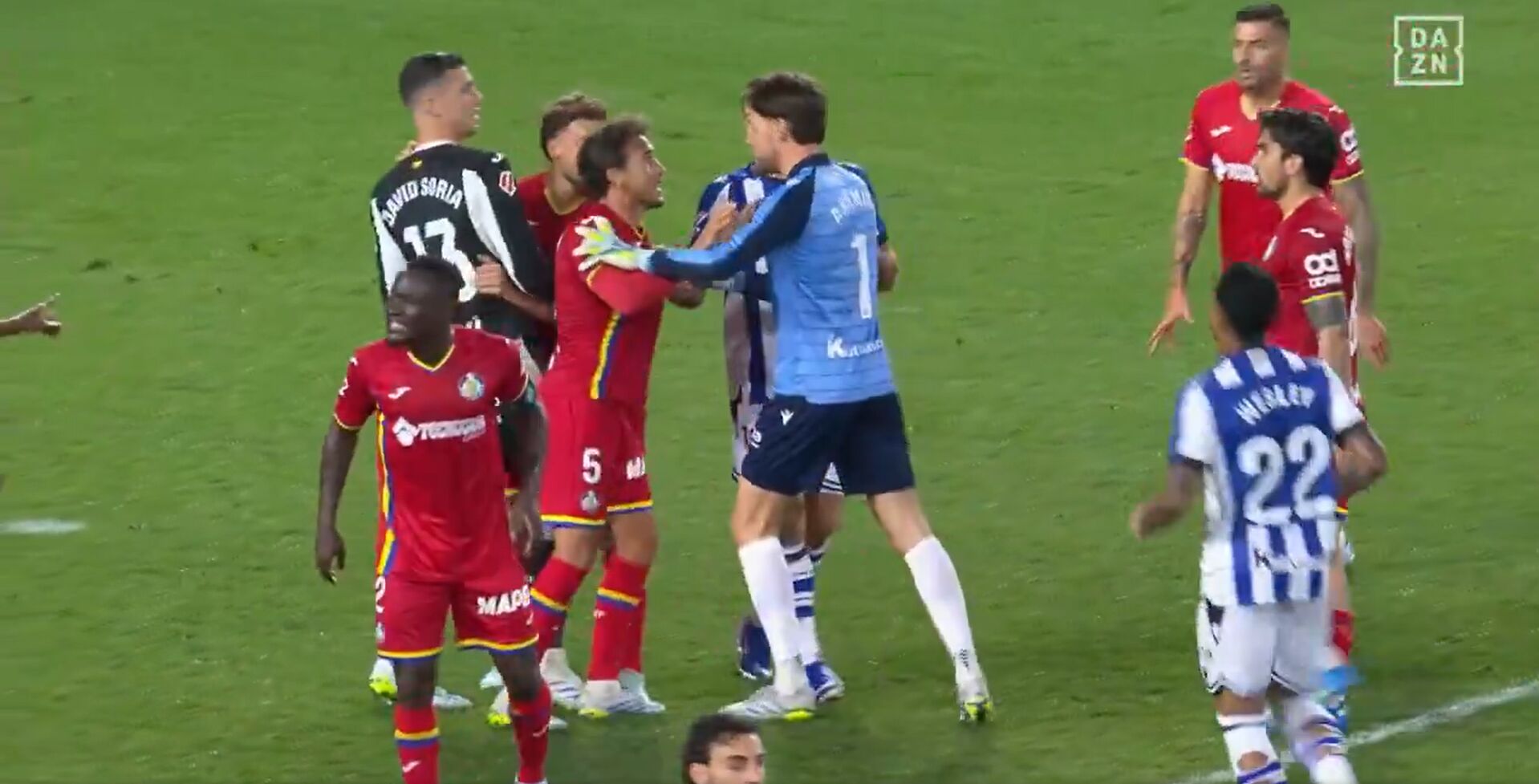 Tangana entre jugadores de la Real Sociedad y del Getafe: "Se ha metido con mi mujer"