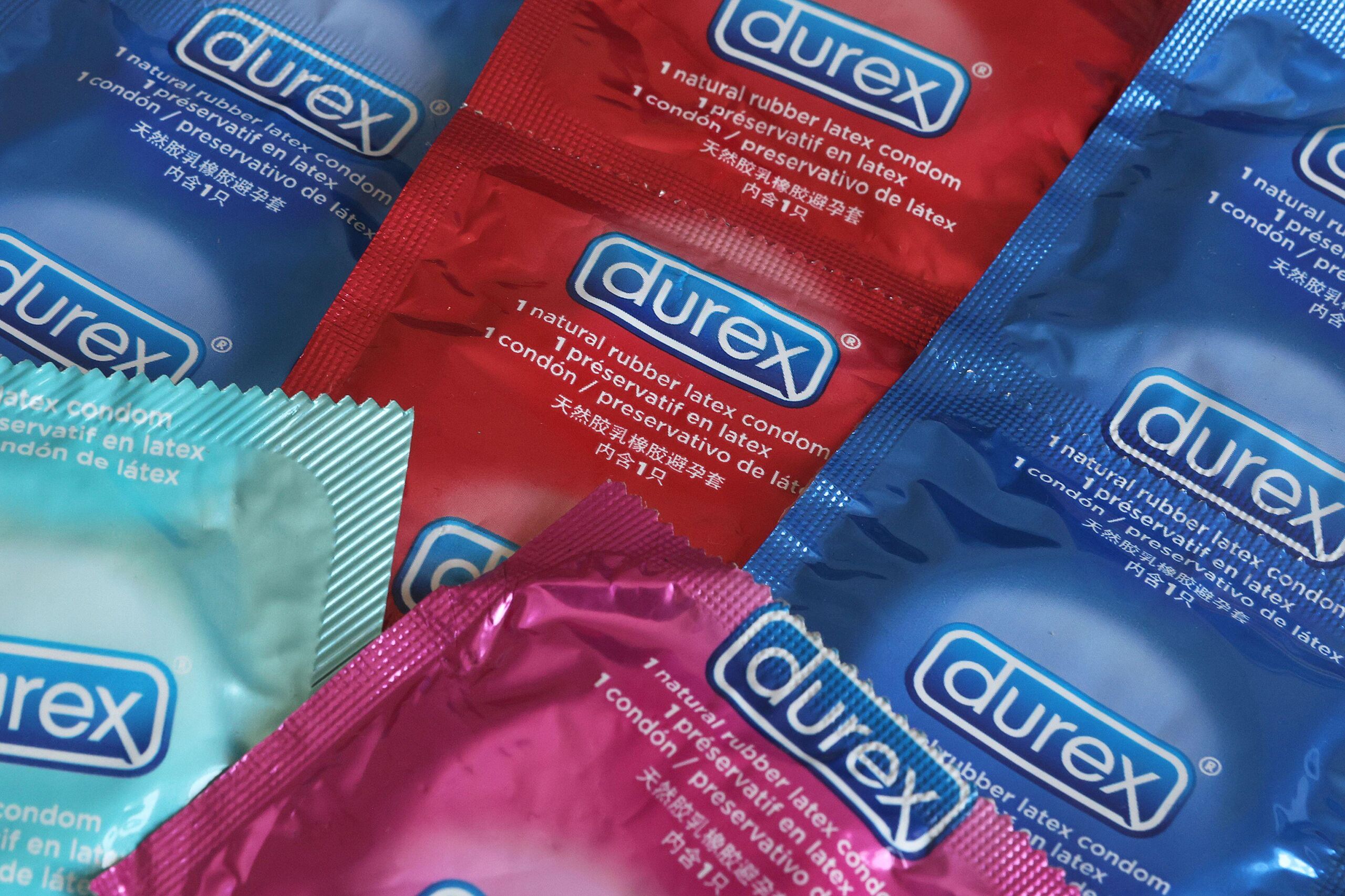 El mayor fabricante mundial de preservativos anuncia subidas de precios de hasta el 30% por la guerra de Irán