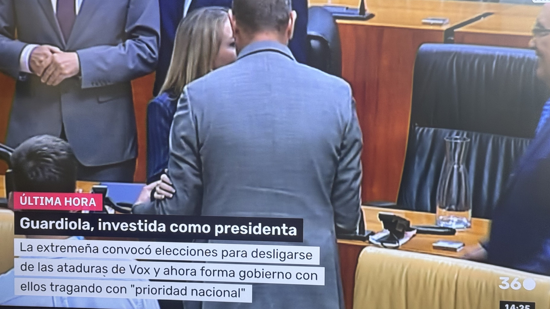 TVE vuelve a quedar en evidencia con un titular sesgado sobre Guardiola y el pacto PP-Vox en Extremadura