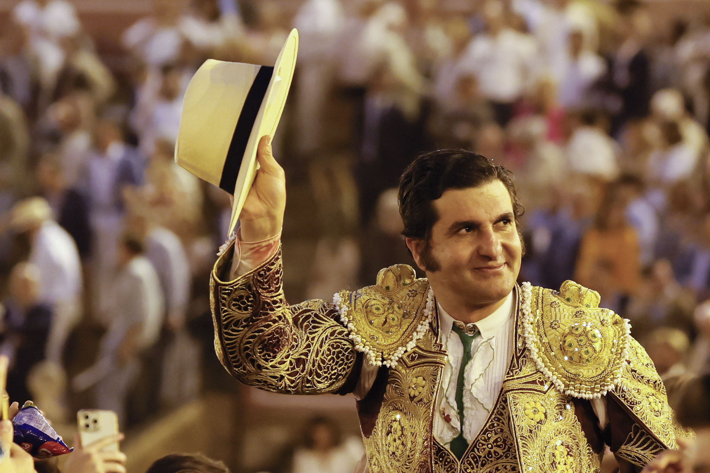 Morante de la Puebla abandona el hospital pero sin fecha para su regreso a los ruedos