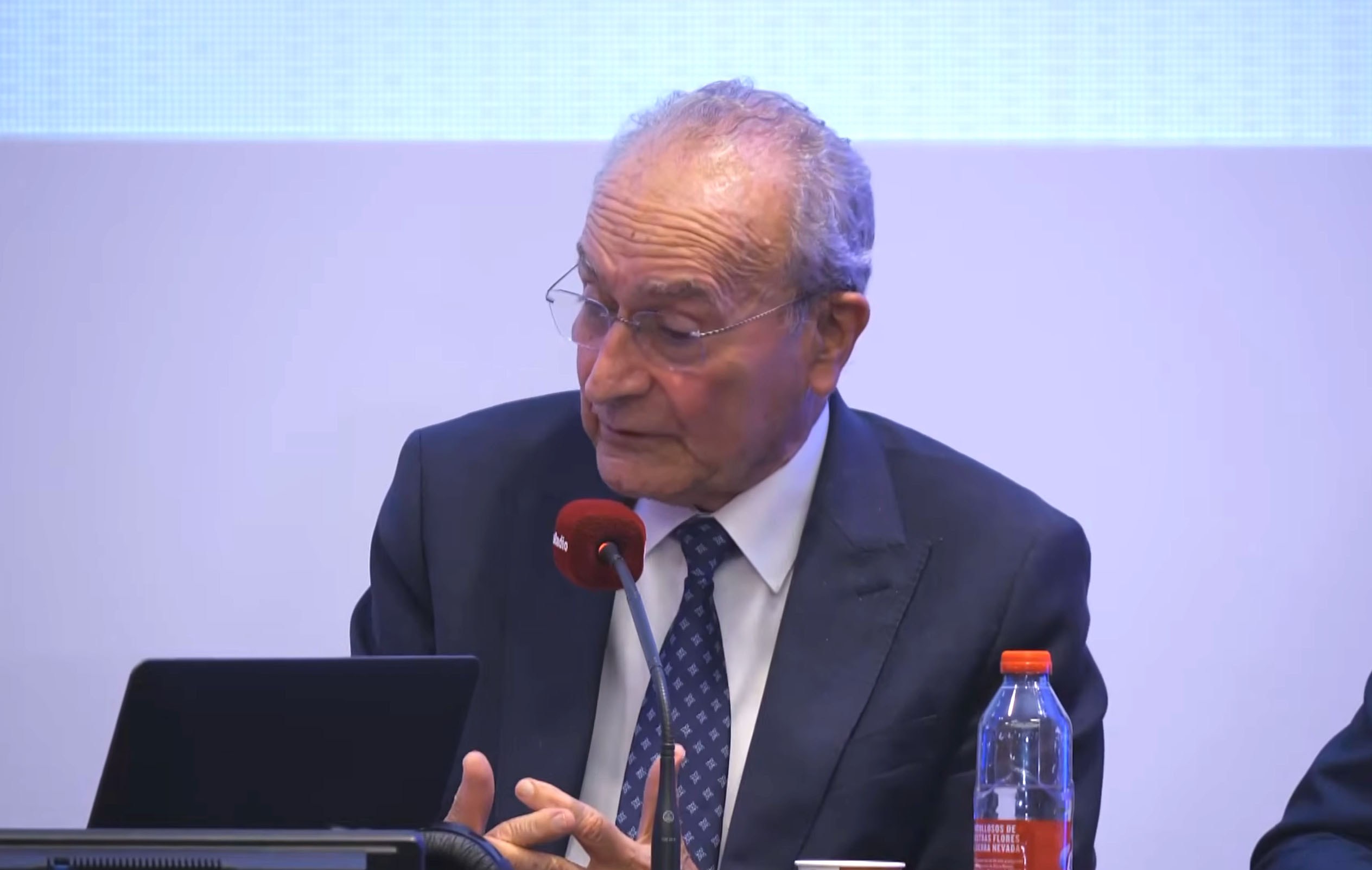 El alcalde de Málaga explica todo lo que el Gobierno no hizo para evitar el corte del AVE: "No se vigiló nada"