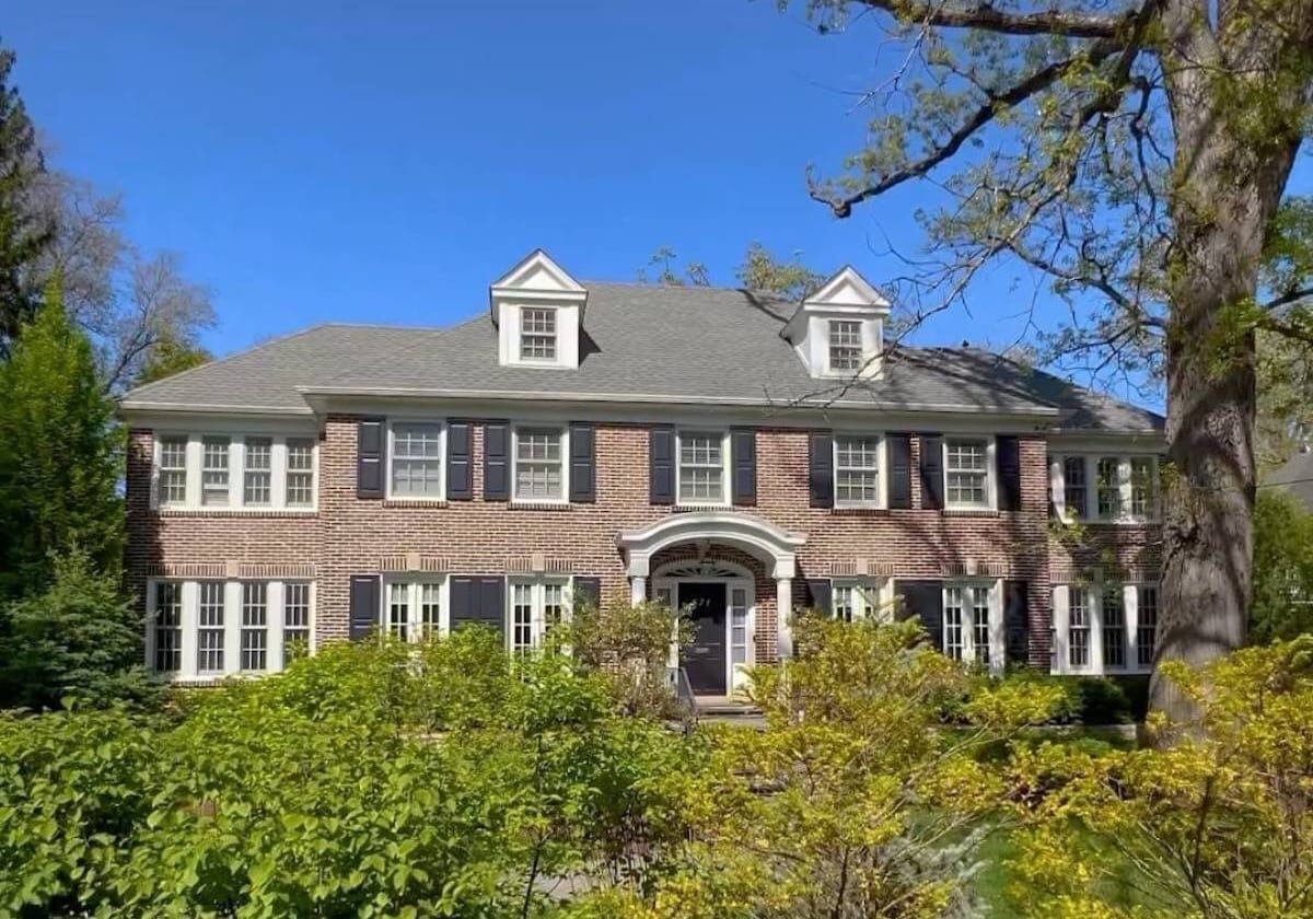 El escabroso final del exdueño de la mansión de 'Solo en casa': pedofilia y presunto suicidio