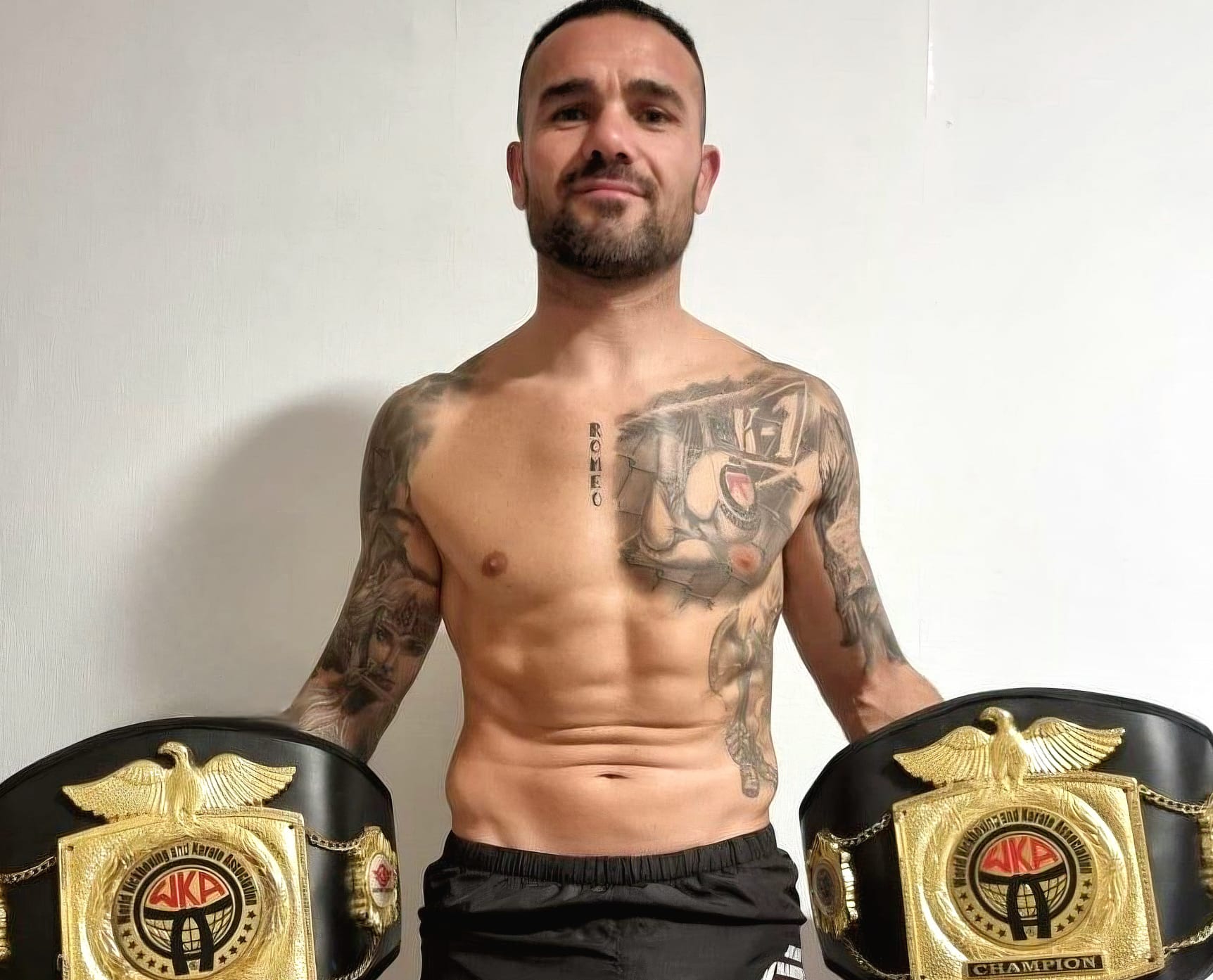 Los 'clásicos' no se juegan, se pelean: velada 'Batalla de Gladiadores II' de Juan Martos en Castellbell i el Vilar